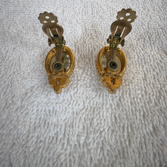 Vintage Mid-Century Moonstone & Rhinestone Clip-On Earrings - Picture 3 of 11